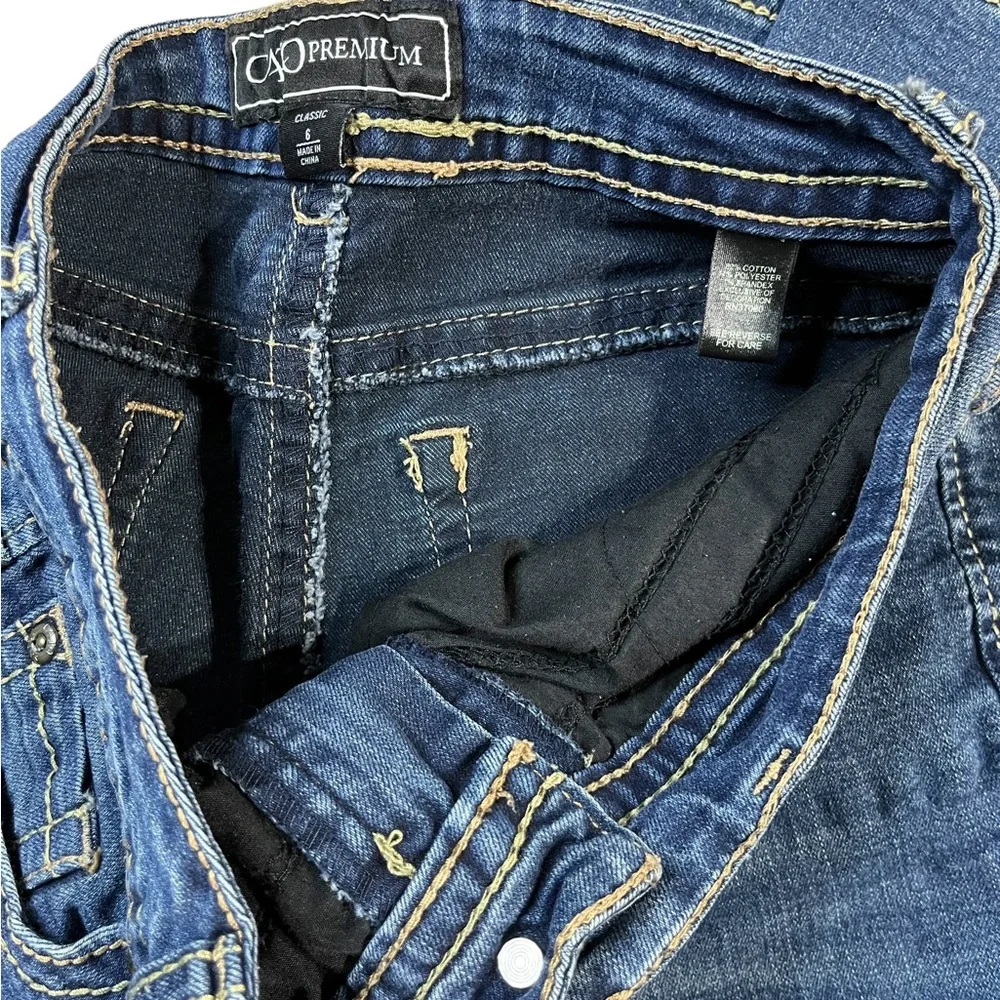 CATO Premium Womens Classic Bootcut‎ Jeans Medium Wash Blue Size 6 Whiskered